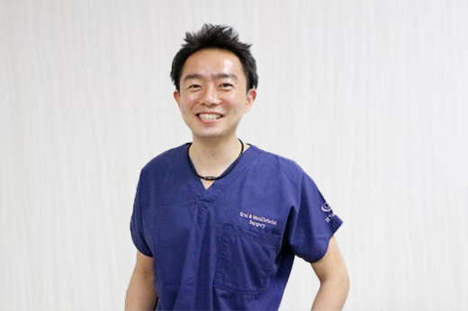 歯科医師 山本先生